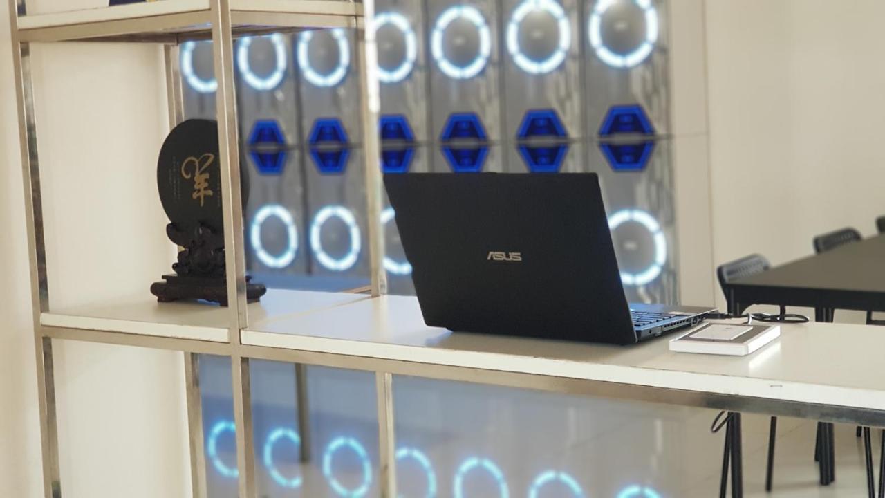 אנדה Apollo Capsule Hotel מראה חיצוני תמונה